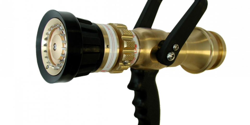 16bar Delta Attack 500C Fire Nozzle with 50mm BSP FM Adaptor Swivel 500l/min 